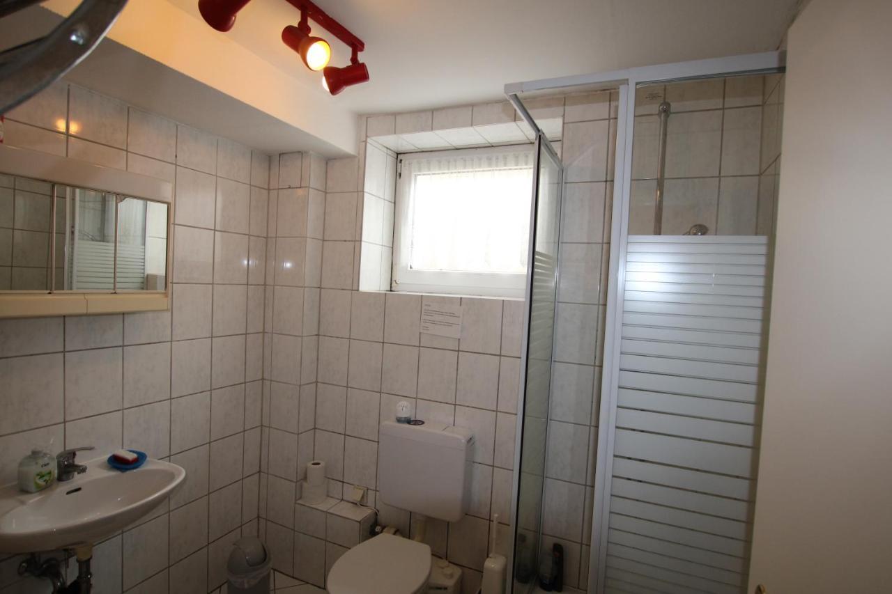 Private Room - Messe Nord Ганновер Екстер'єр фото